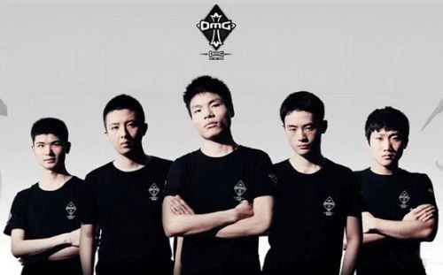 跟春決現場的保安聊完後，我覺得LOL還是該好好活著