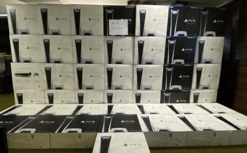 PS5貨源充足給黃牛帶來銷售難題 無奈降低售價
