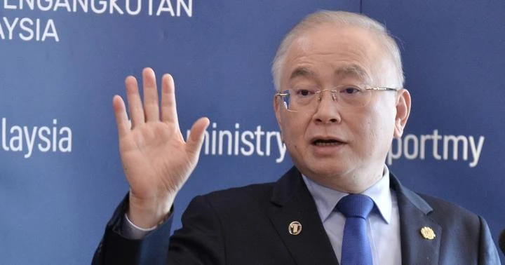 不曾挑戰亞航機票價格　魏家祥：陸兆福詢問乘客票價「莫名其妙」