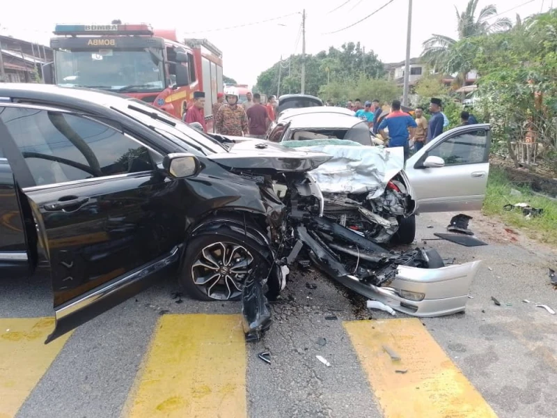 3轎車相撞　釀1死9傷
