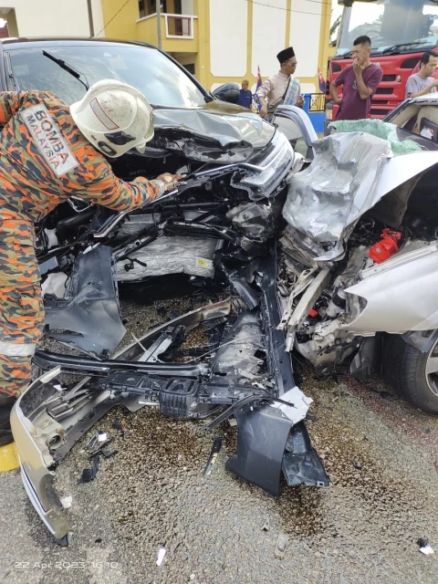 3轎車相撞　釀1死9傷