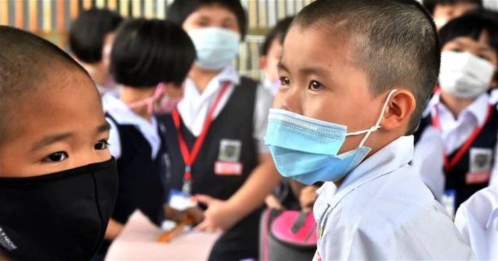 李文材：疫苗已經足以保護學生　強制校內戴口罩前需證明效