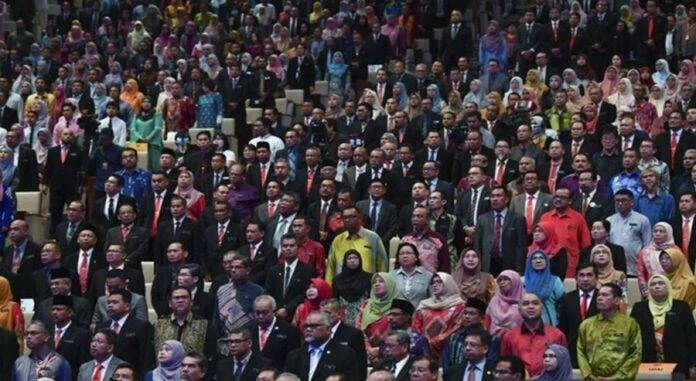 吁縮短合約公務員轉正服務期限　CUEPACS：住宿舍員工應獲生活津貼