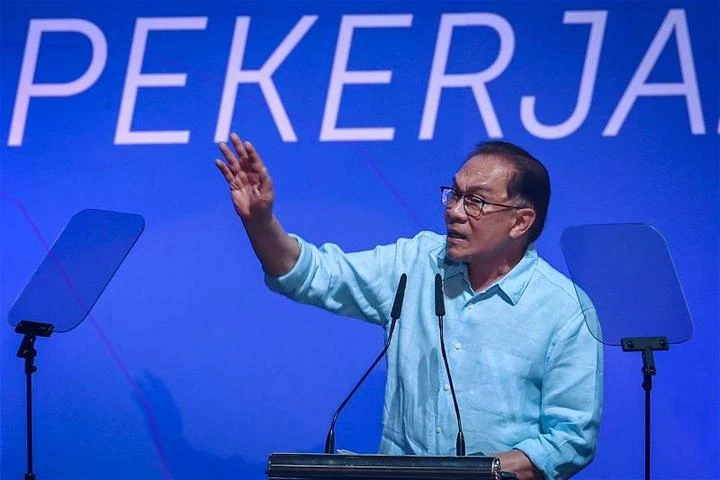 內閣下月討論最低薪金制　安華：一勞永逸解決問題