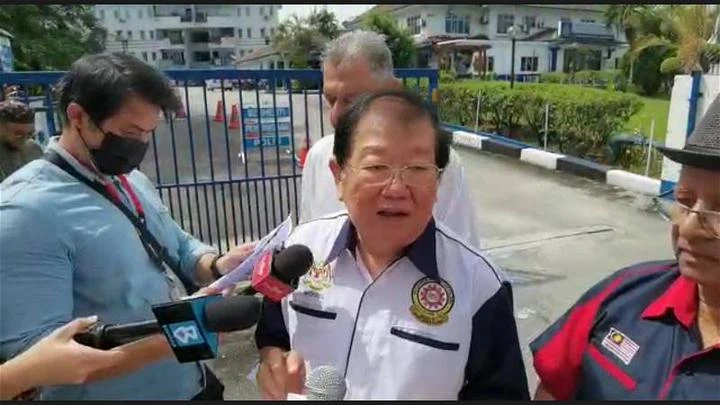 為炫耀身份　有人花10萬買丹斯裡頭銜