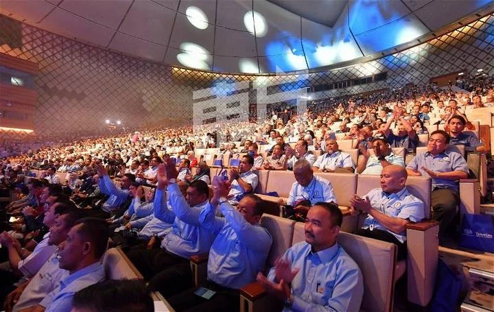 安華促公務員　與政府一起打貪