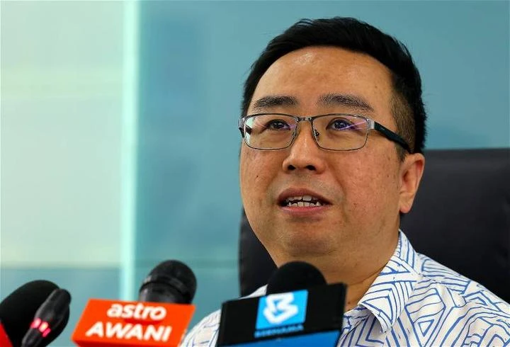 鄭立慷：政府無意終止萊納斯在大馬營運