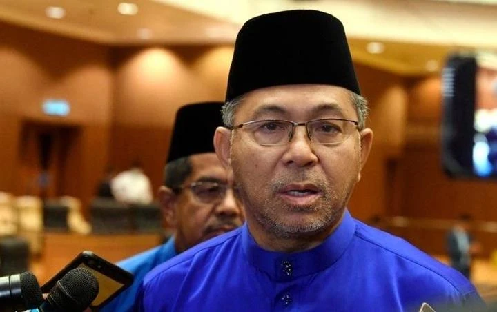 阿茲蘭曼虛報津貼　5控罪移交隆地庭審理