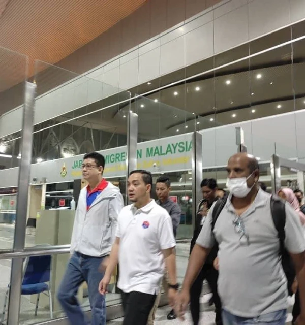 柔大臣頻巡新山關卡取得成果　周一通關順暢網民直呼「萬歲」