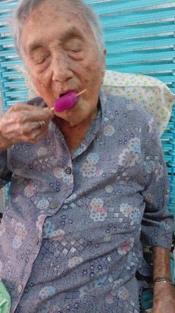 五代同堂同聚慶祝母親節後　107歲人瑞睡夢中安詳離世