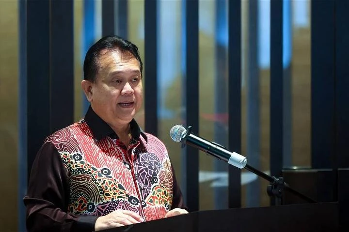 工程部將監督政府建築　亞歷山大：降低土崩風險