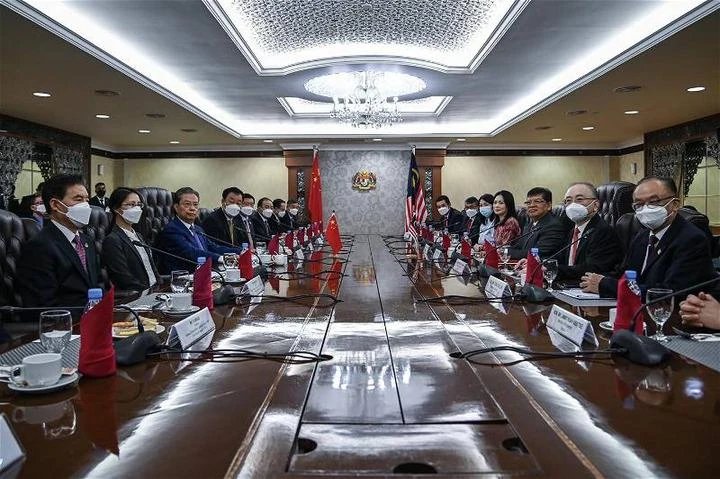 趙樂際訪問大馬國會　雙邊會議交流多項課題