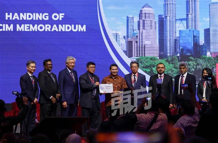 減低收緊電費補貼政策影響　拉菲茲：將探討措施鼓勵安裝太陽能