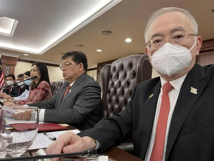 歡迎趙樂際訪馬　魏家祥冀馬中兩國合作持續深化