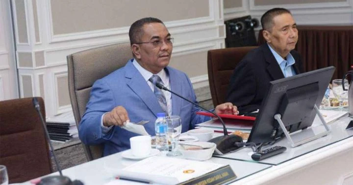 指控國盟大選用博彩資金 沙努西促安華出示證據