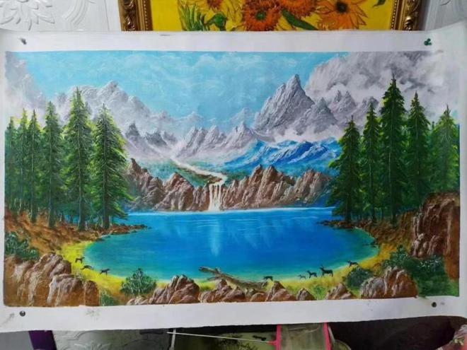 和父親一起做遊戲的阿魯