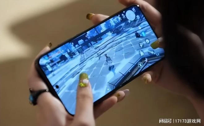 騰訊投資公司大裁員，《完美新世界》首測不支持中文