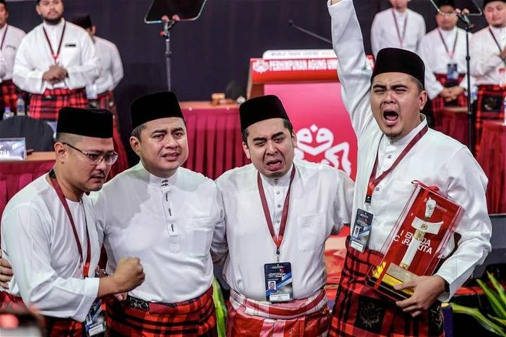 「勇於改變才能重新崛起」　阿克瑪促巫青團員向外國政黨學習