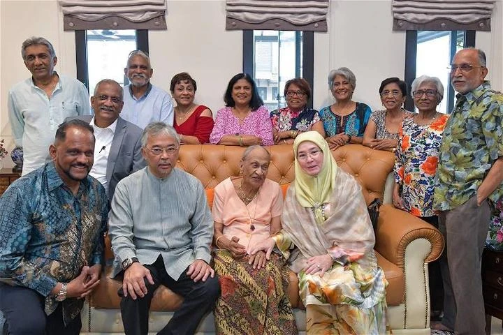 100歲人瑞與元首同天生日　元首伉儷探訪女人瑞給意外驚喜