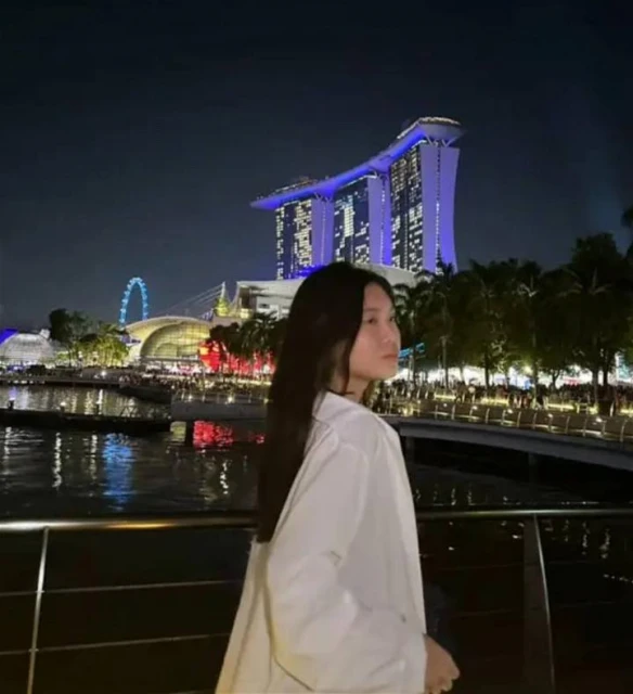 從小越堤獅城上學每日僅睡4小時　女子返馬升學遇文化差異嘆缺乏身份認同