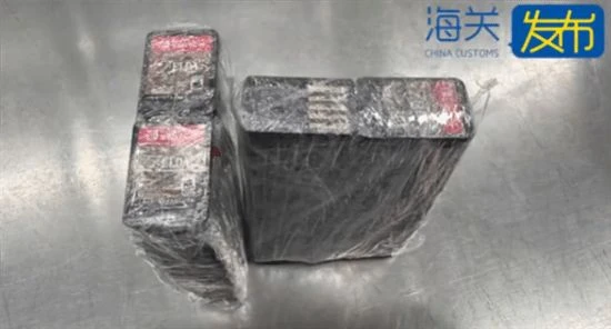 玩家哭了！女子帶100張《王國之淚》卡帶入境被查獲