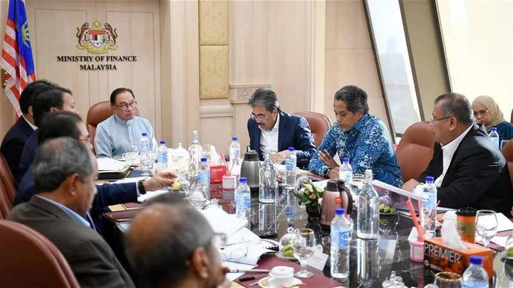 出席國家經濟會議　凱里動向再受注目