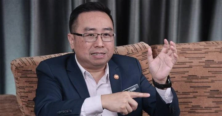 從「海嘯議員」到入閣當官　鄭立慷：把握機會做好工作