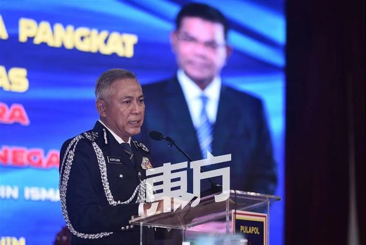 全國正副警總長移交職權　拉扎魯丁走馬上任「警隊一哥」