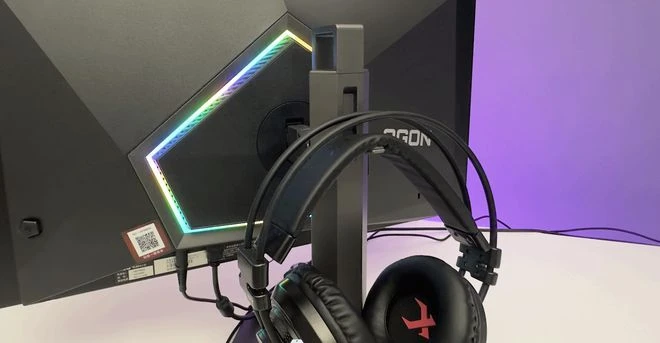 愛攻AG276QZD顯示器評測:高端電競的新選擇