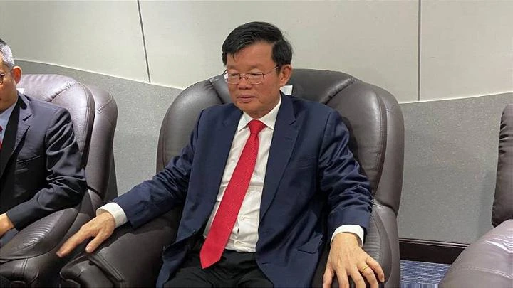 檳州議會明解散官車辦公室暫未交還　曹觀友：難道要我在咖啡店辦公？