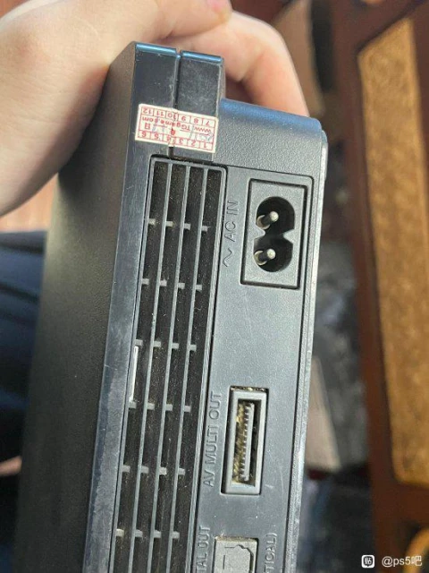 淘寶買遊戲機遇花屏：商家憤怒揚言要起訴玩家