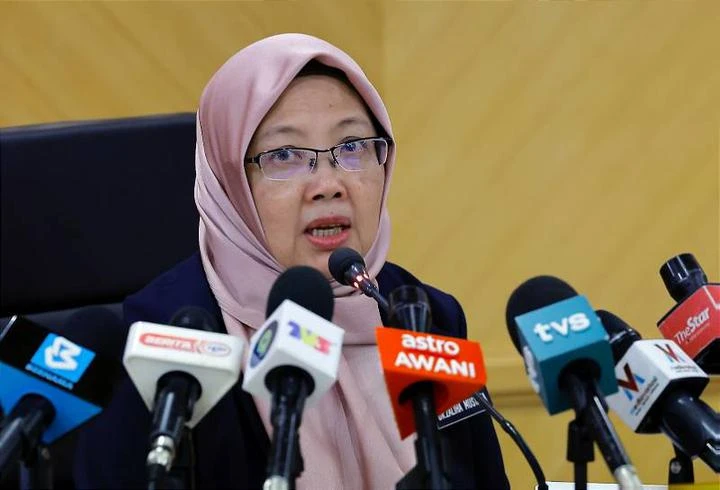 扎麗哈：新冠確診隔離期從7天減至5天