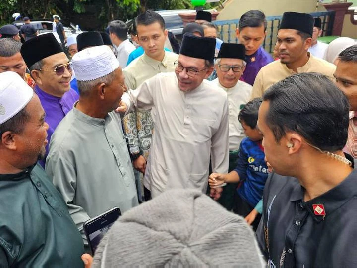 駁斥任相後伊斯蘭教失去地位　安華：恢復人民宗教學校撥款