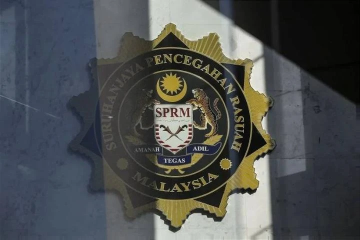 若移民局官員真有索賄為何不舉報？　反貪會前主任：張慶信妨礙公務應被逮捕