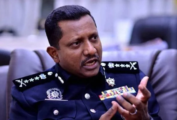 警方傳召22人錄供　調查旅遊部長闖機場風波