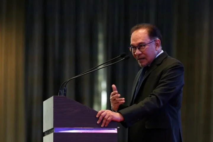 敦馬與慕尤丁會面　安華：不是什麼新鮮事