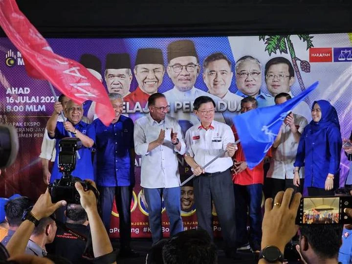 【6州選舉】團結聯盟在檳掀起「紅藍」潮　雙方地方領袖直呼不習慣