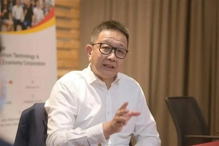 暗諷沙努西性格膽小　鄧章欽：我從政以來未曾申請配槍