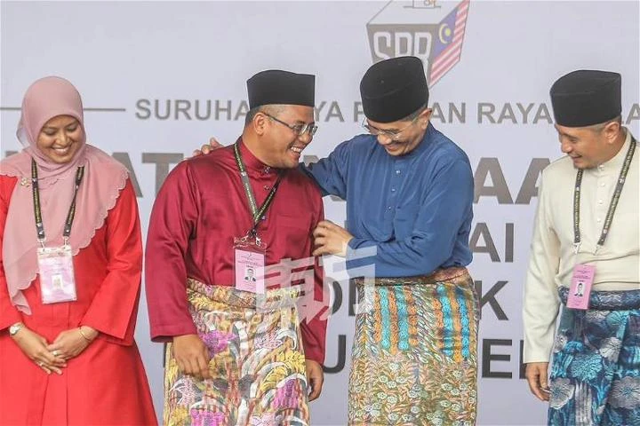 【6州選舉】「師徒」再碰面　阿茲敏阿米魯丁握手交談