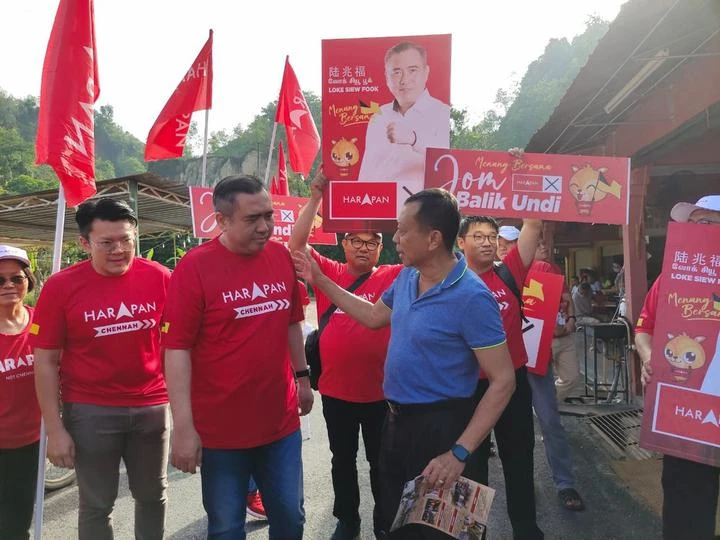 陸兆福守土原因之一　「我對真納區有情意結」