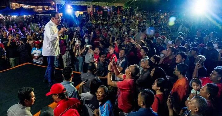 雖面對法庭案仍捍衛拯救巫統　安華稱讚阿末扎希勇敢