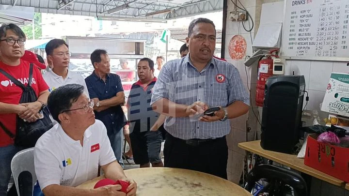 【6州選舉】「你是騙子，我不爽你！」　希盟候選人拜票遭一華男踩場