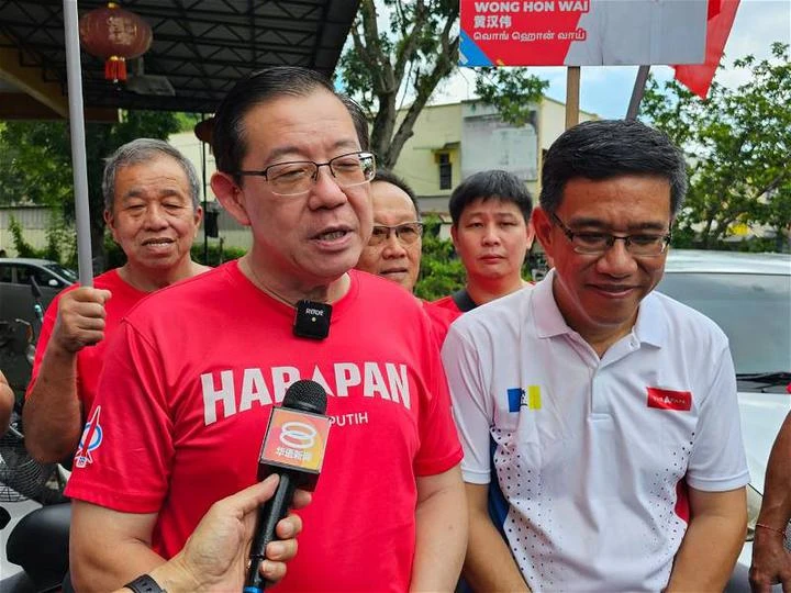 【6州選舉】丹州副大臣叫人民挖井取水　林冠英哼「挖呀挖呀挖」調侃國盟