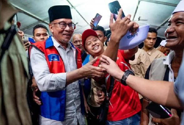 安華：團結政府不是反伊教政府　希盟國陣合作絕對可穩定政權