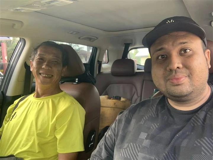 「你幫我換胎，我載你一程」 　華巫男子互助溫馨畫面感動逾百萬網民