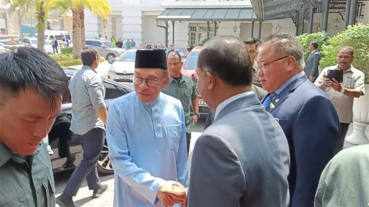 安華王毅今午檳城會面