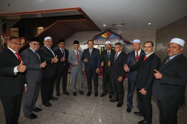 登行政議員職務出爐　阿末三蘇里兼管經濟、金融、投資、土地及天然資源事務