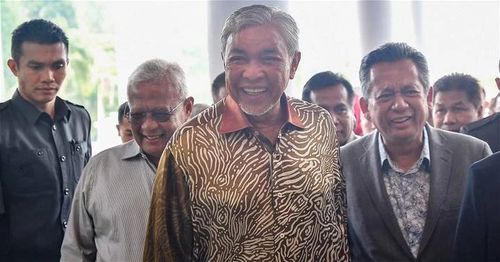 證人稱扎希在選區內出手闊綽　「常以高於合約價支付工程款」 