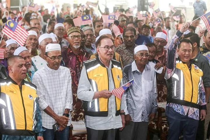 首相安華撥3000萬附加撥款　提升宜力往日裡東西大道