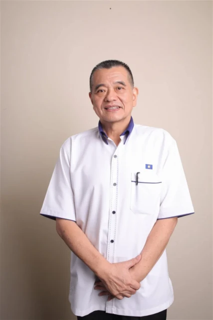 教師學士課程華文組只錄取15人　陳德欽震驚質問「林慧英是否在睡覺？」